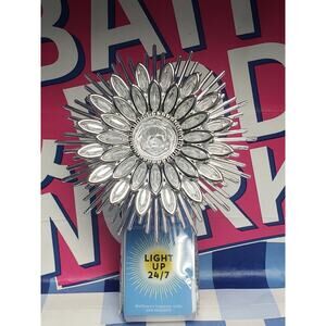 BBW Silver Flower Snowflake Night Light Fragrance Wallflower Plug In Home Decor